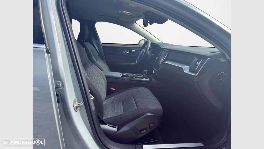 Volvo V60 2.0 T6 AWD TE Core - 12