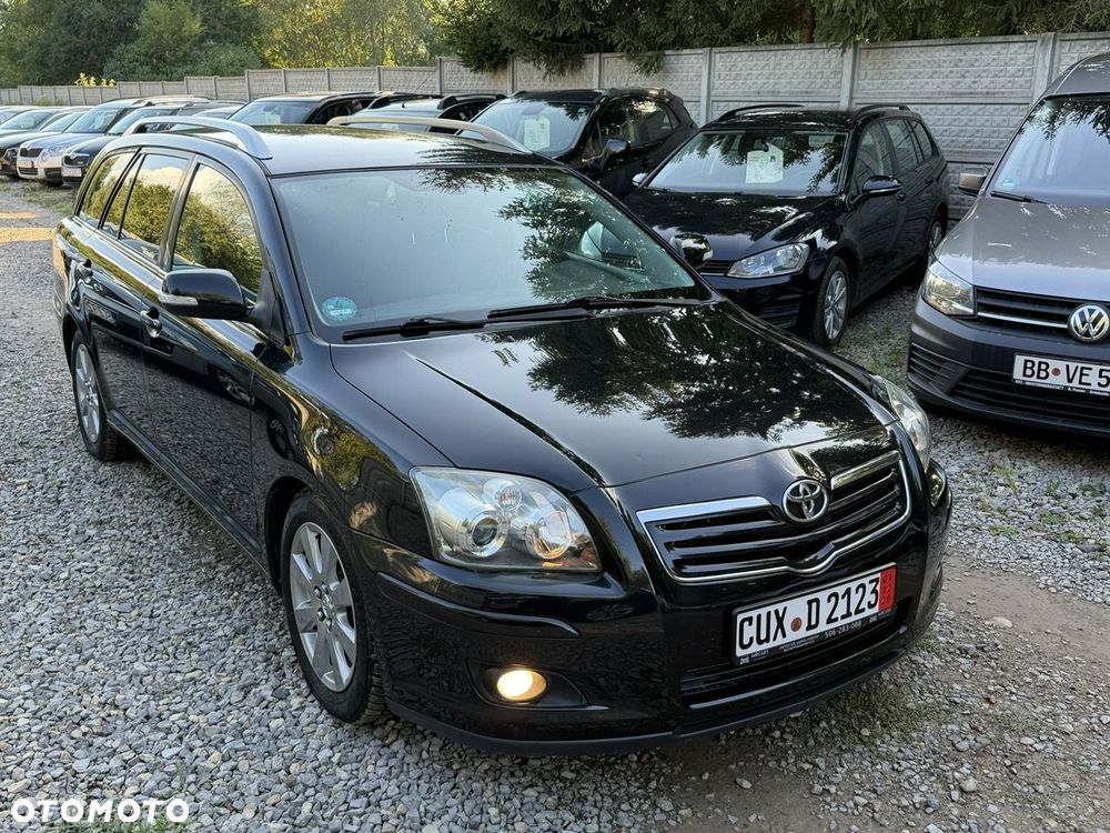 Toyota Avensis - 6