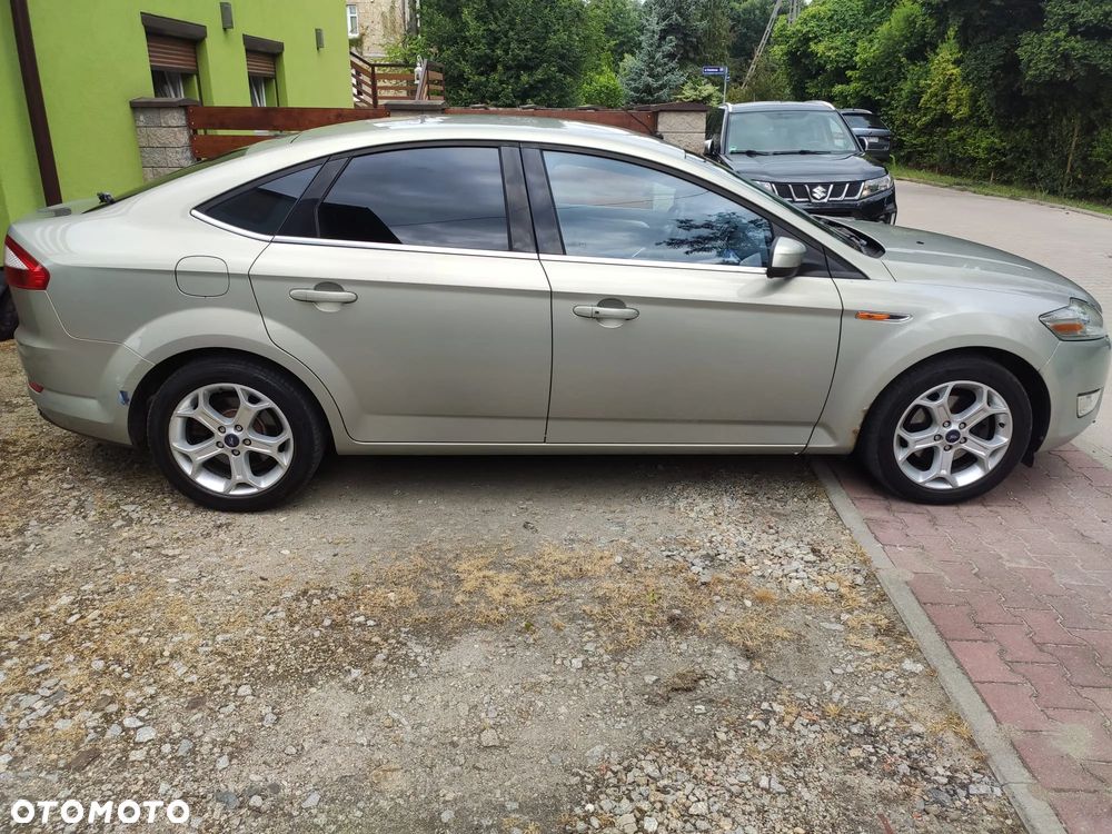 Ford Mondeo 2.0 TDCi Ambiente - 2