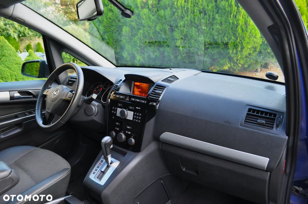 Opel Zafira 1.9 CDTI Automatik Cosmo - 22