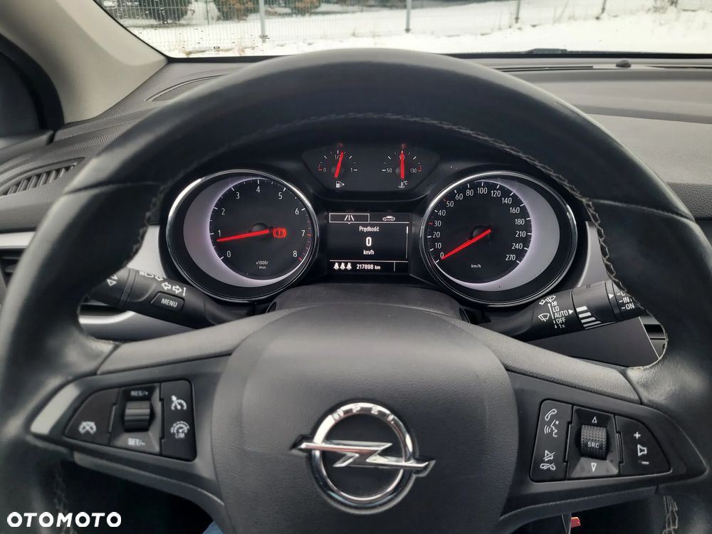 Opel Astra 1.4 T Enjoy - 9