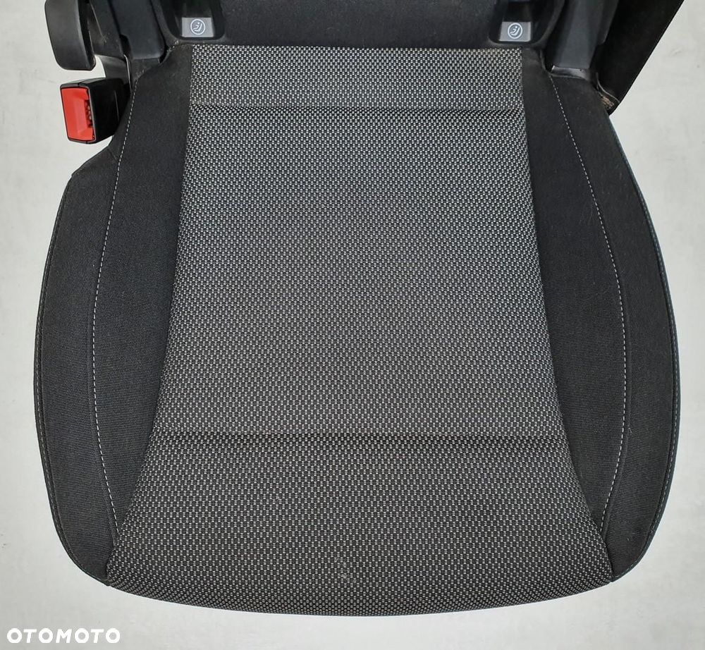 FOTEL TYŁ TYLNY MERCEDES V-KLASA W447 - 2