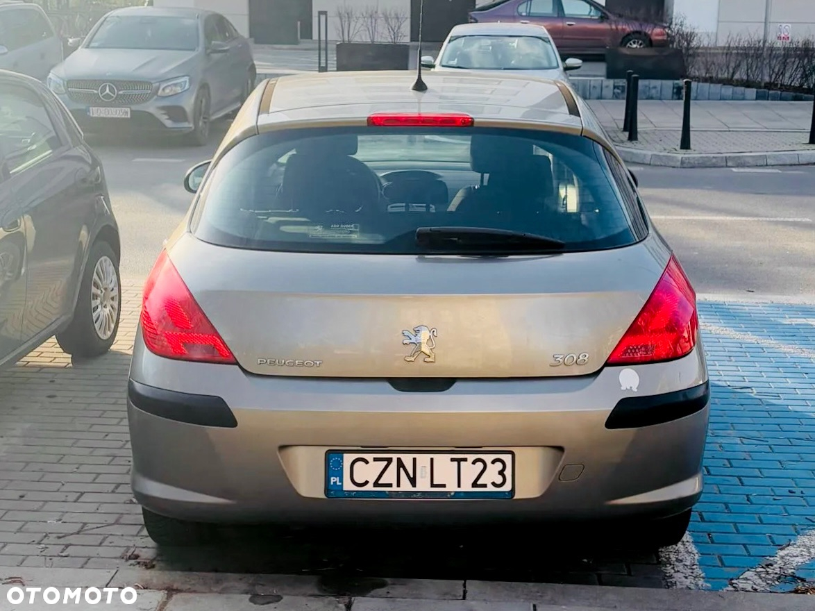 Peugeot 308 - 4
