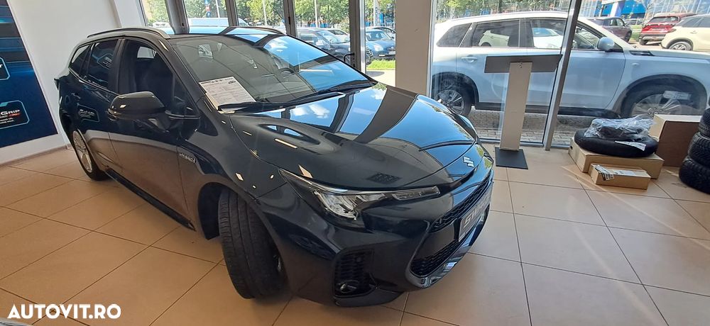 Suzuki Swace 1.8 E-CVT HEV Passion - 1