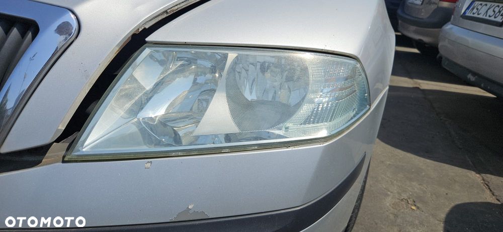 SKODA OCTAVIA II  04-08 1.9 TDI BKC - RADIO RADIOODTWARZACZ - 9