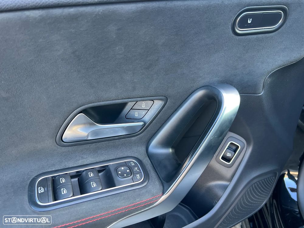 Mercedes-Benz CLA 200 Shooting Brake AMG Line Aut. - 18