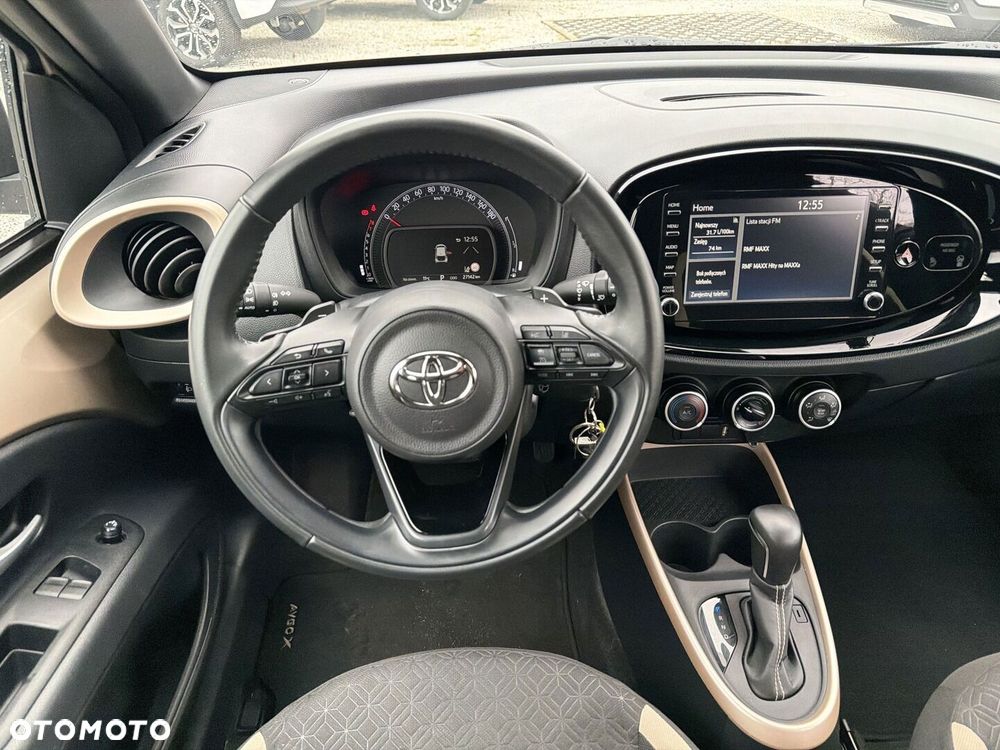 Toyota Aygo X 1.0 VVT-i Style CVT - 12