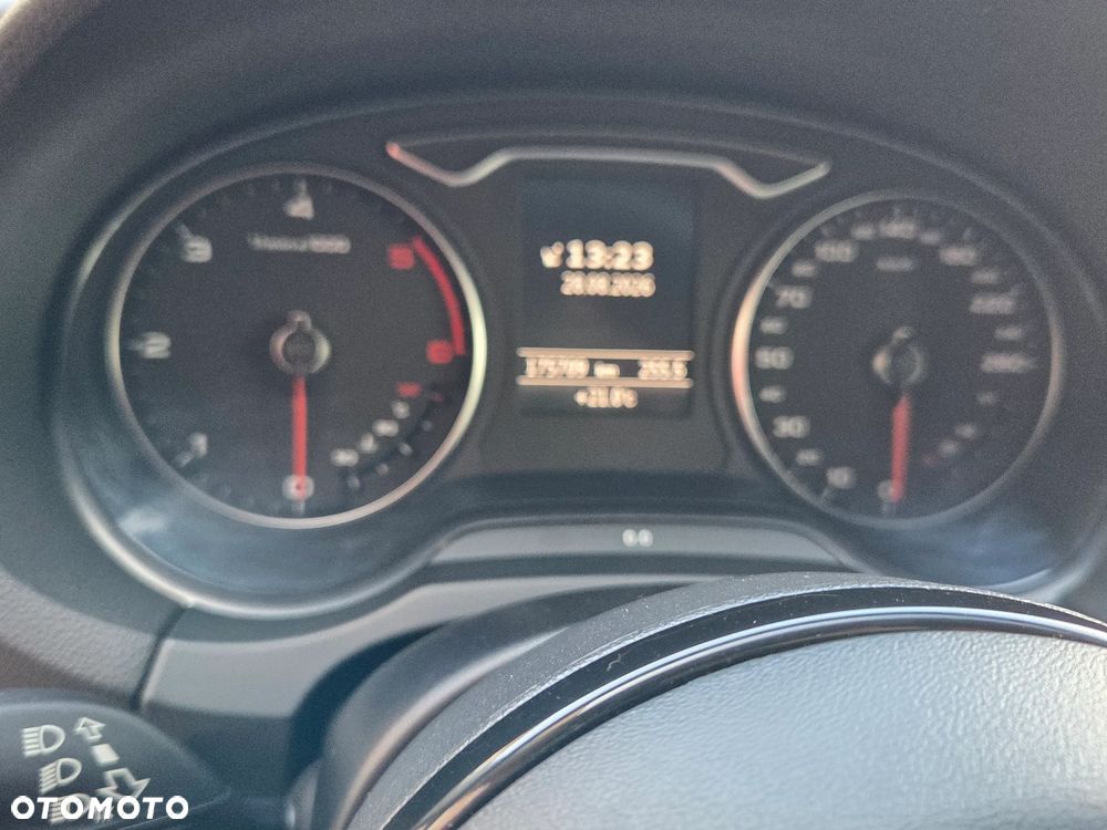 Audi A3 Sportback 2.0 TDI Ambiente - 24