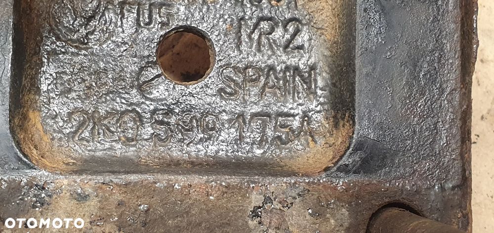 Uchwyt mocowanie cybant resora prawy lewy VW Caddy III Lift 2K0599175A - 8