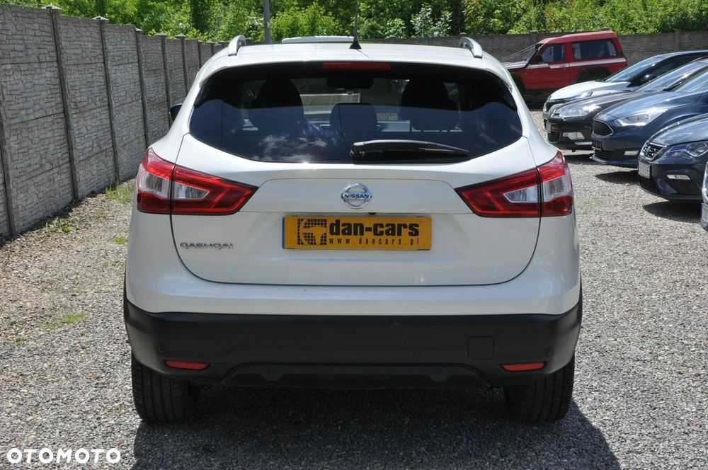 Nissan Qashqai - 4