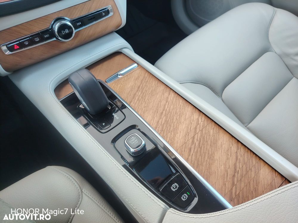 Volvo XC 90 T8 AWD Recharge Geartronic Inscription Expression - 16