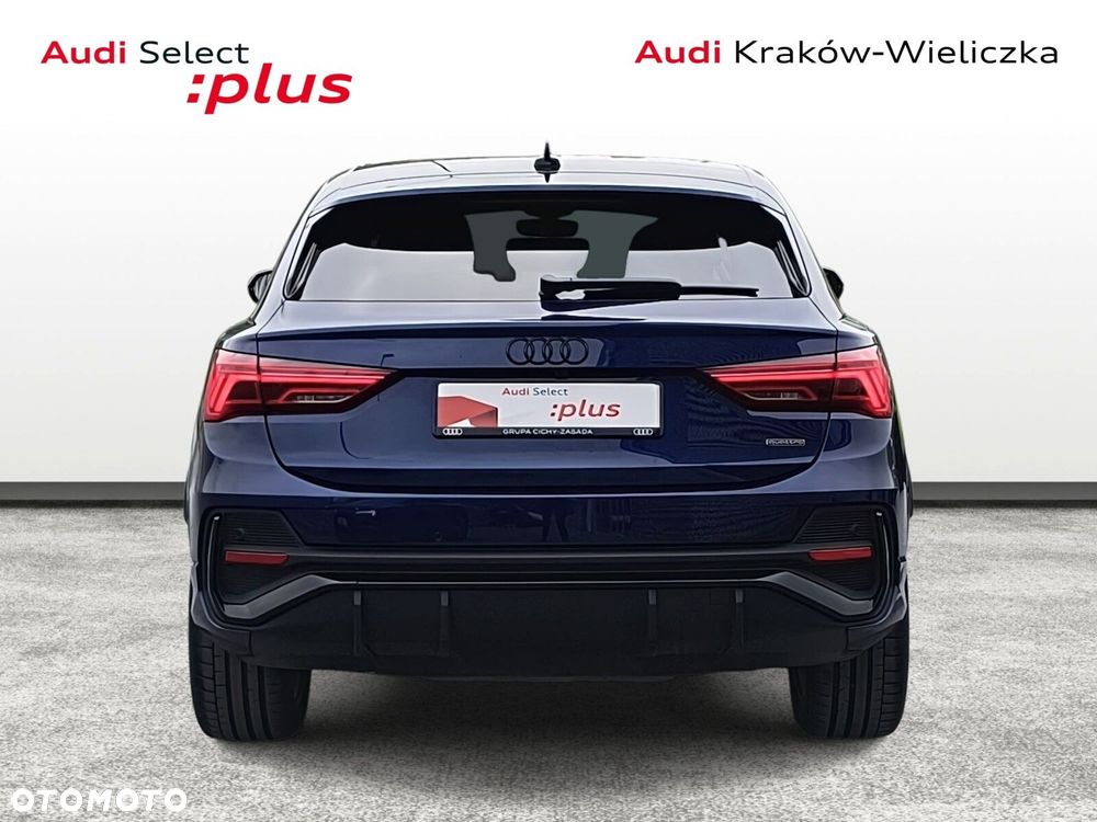 Audi Q3 Sportback - 4