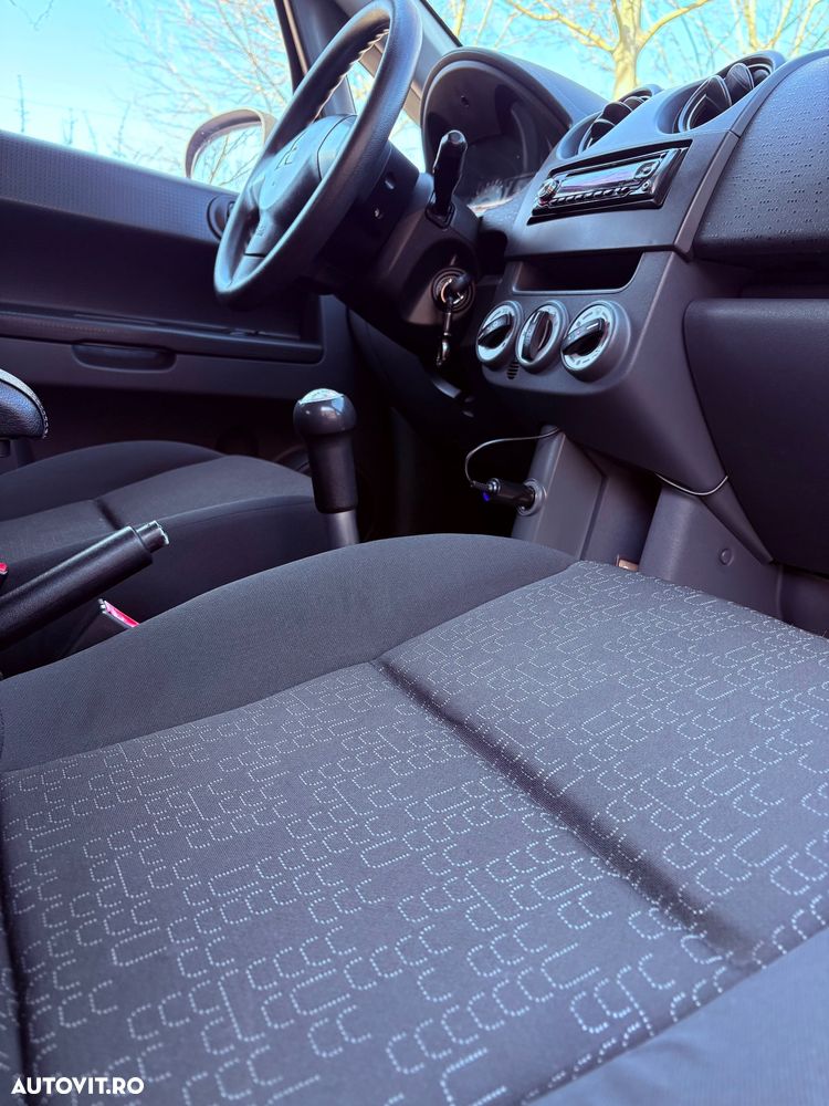 Mitsubishi Colt 1.1 Inform + - 12