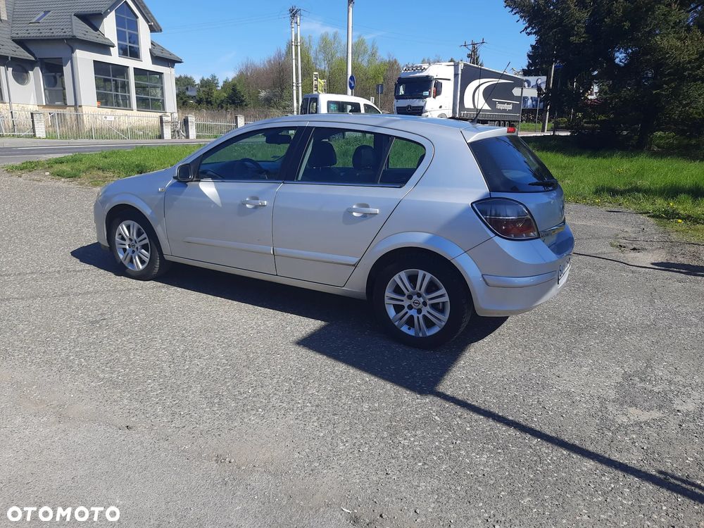 Opel Astra 1.7 CDTI Edition Plus - 4