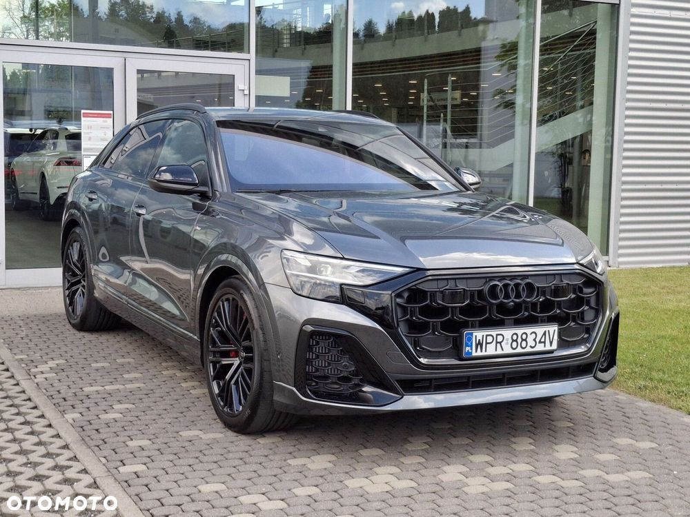 Audi Q8 - 7