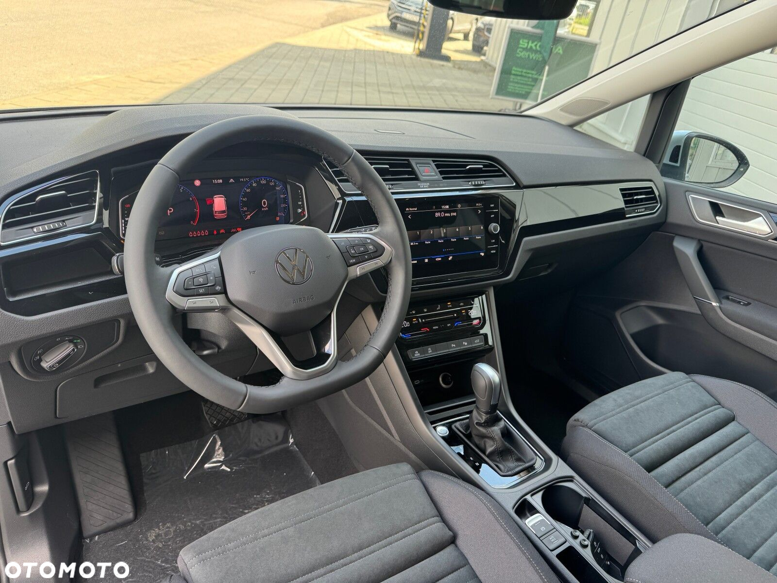 Volkswagen Touran 1.5 TSI EVO Highline DSG - 11