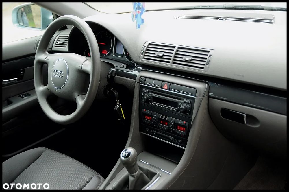 Audi A4 Avant - 26