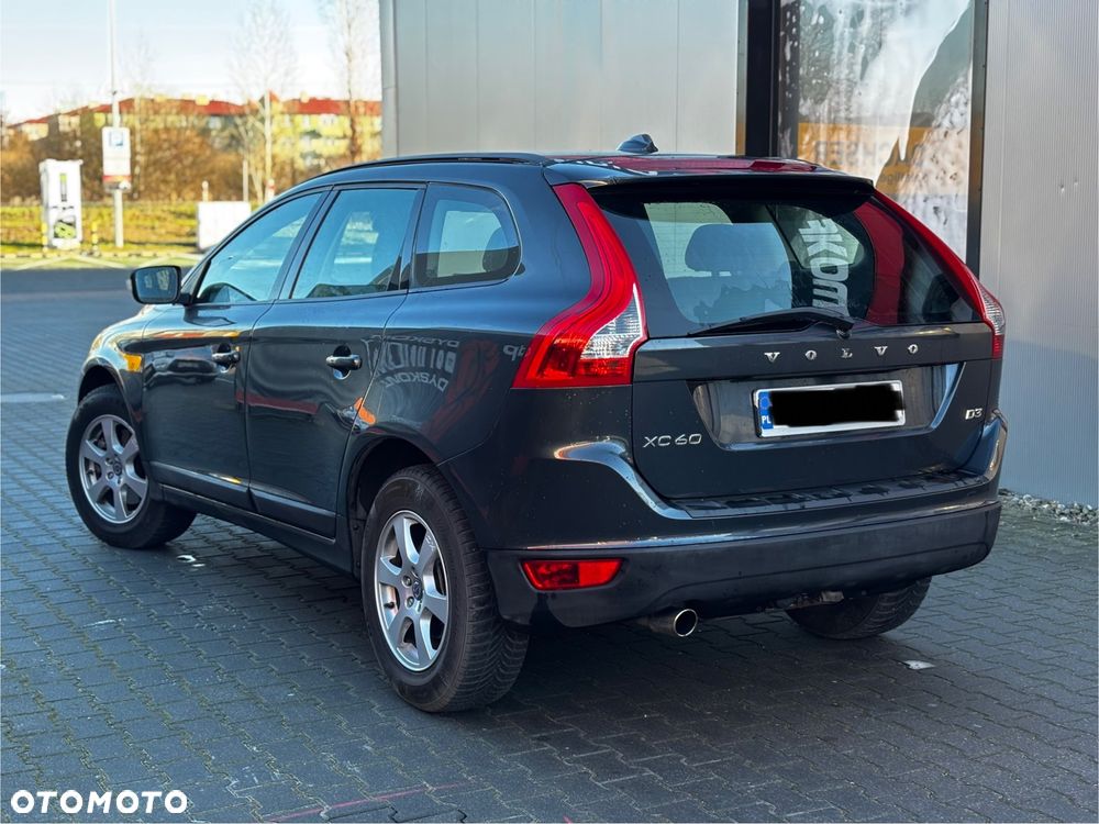 Volvo XC 60 DRIVe Momentum - 10