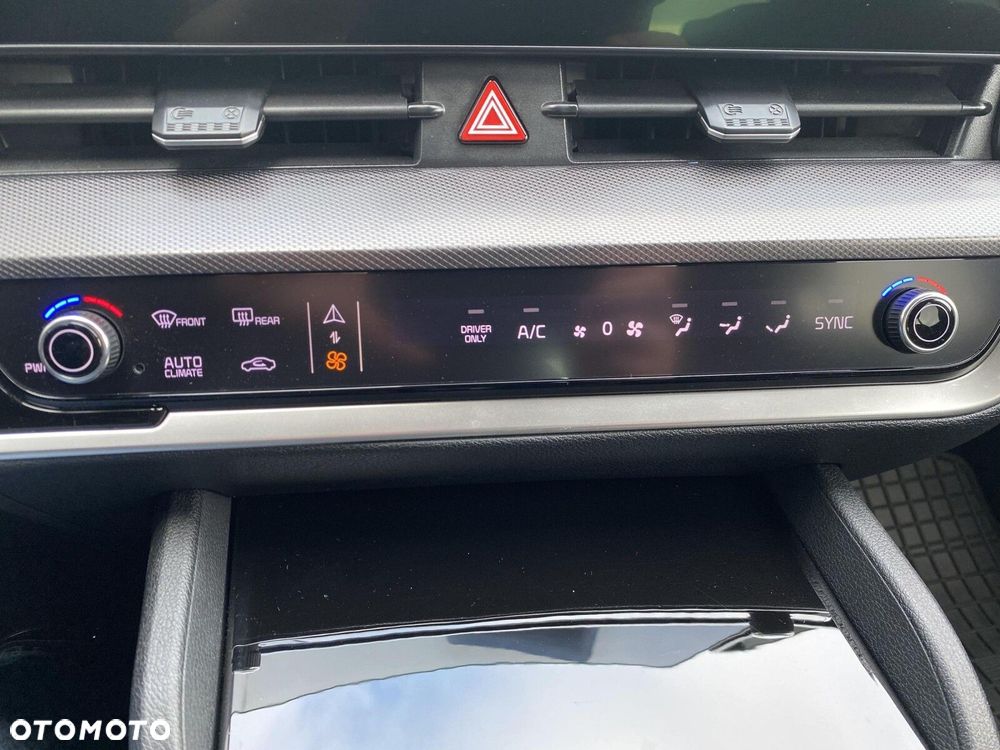 Kia Sportage - 16