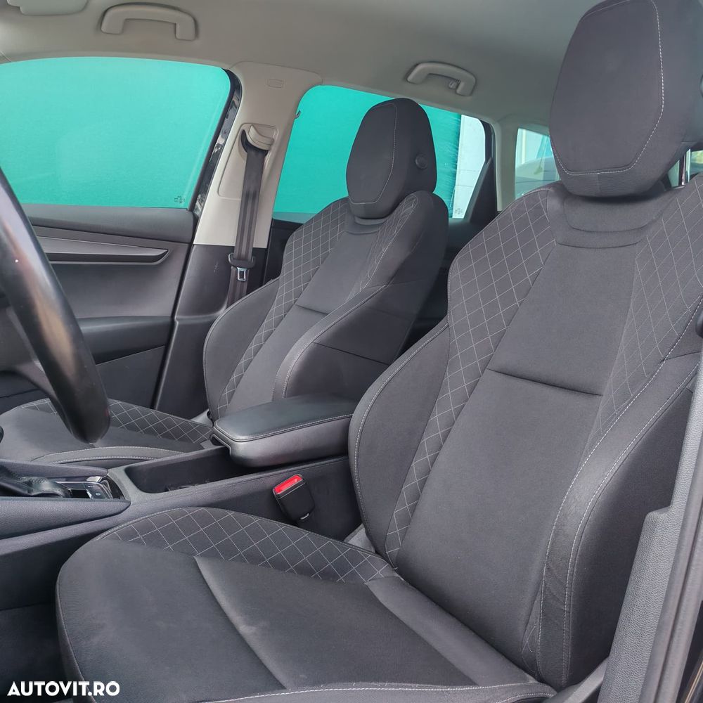 Skoda Karoq 1.6 TDI DSG Ambition - 9