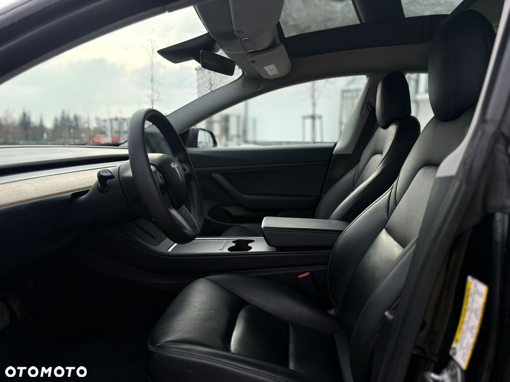 Tesla Model 3 Langstreckenbatterie Allradantrieb Dual Motor - 10