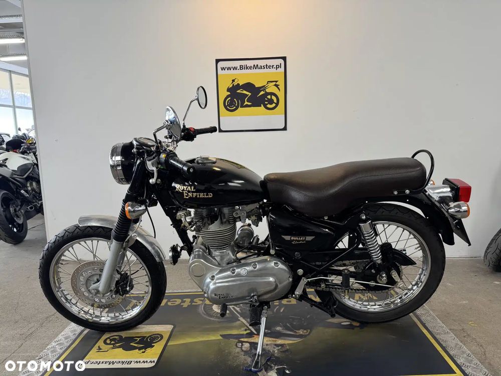 Royal Enfield Bullet - 2