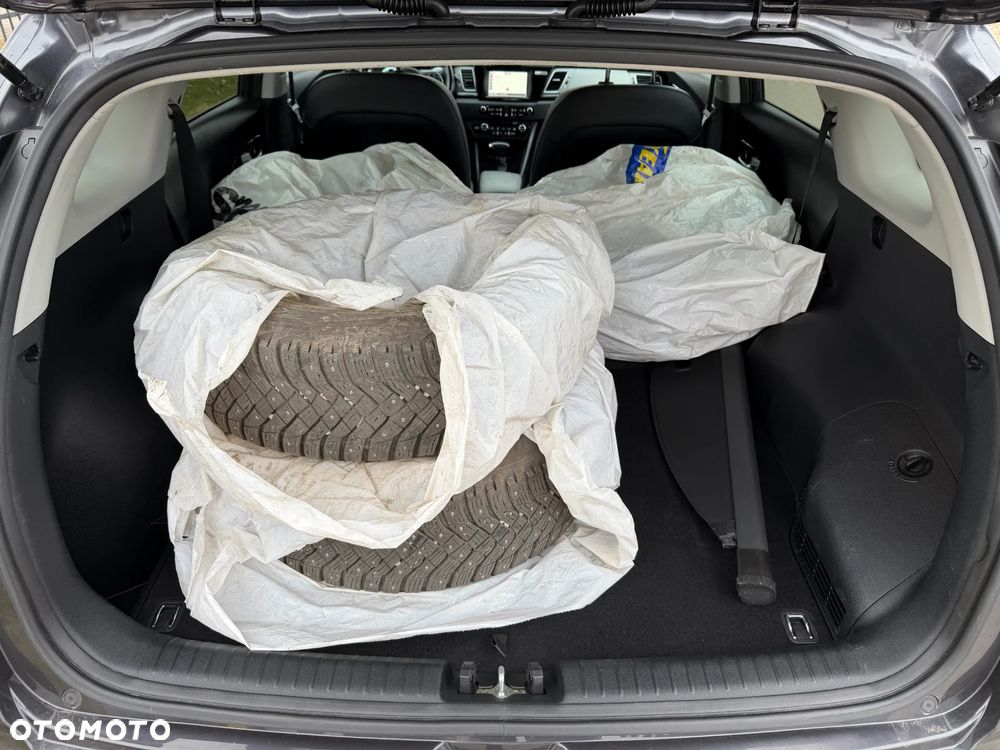 Kia Niro 1.6 GDI Plug-in Hybrid XL - 34