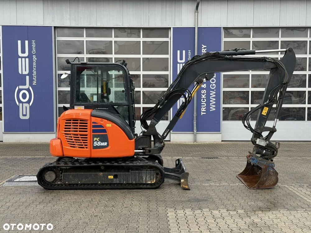 Komatsu PC58MR-5E0 - 3
