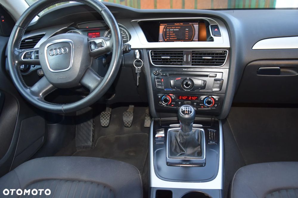 Audi A4 Avant 2.0 TDI - 21