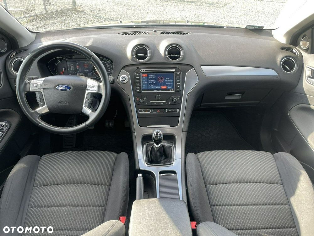 Ford Mondeo 1.6 TDCi Titanium - 26