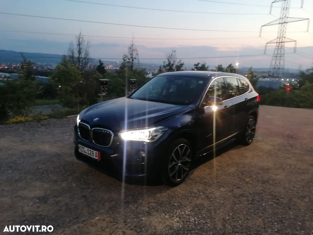 BMW X1 xDrive20i AT Sport Line - 14