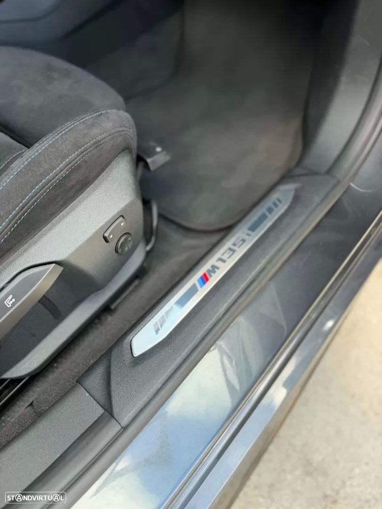 BMW M135i xDrive - 12