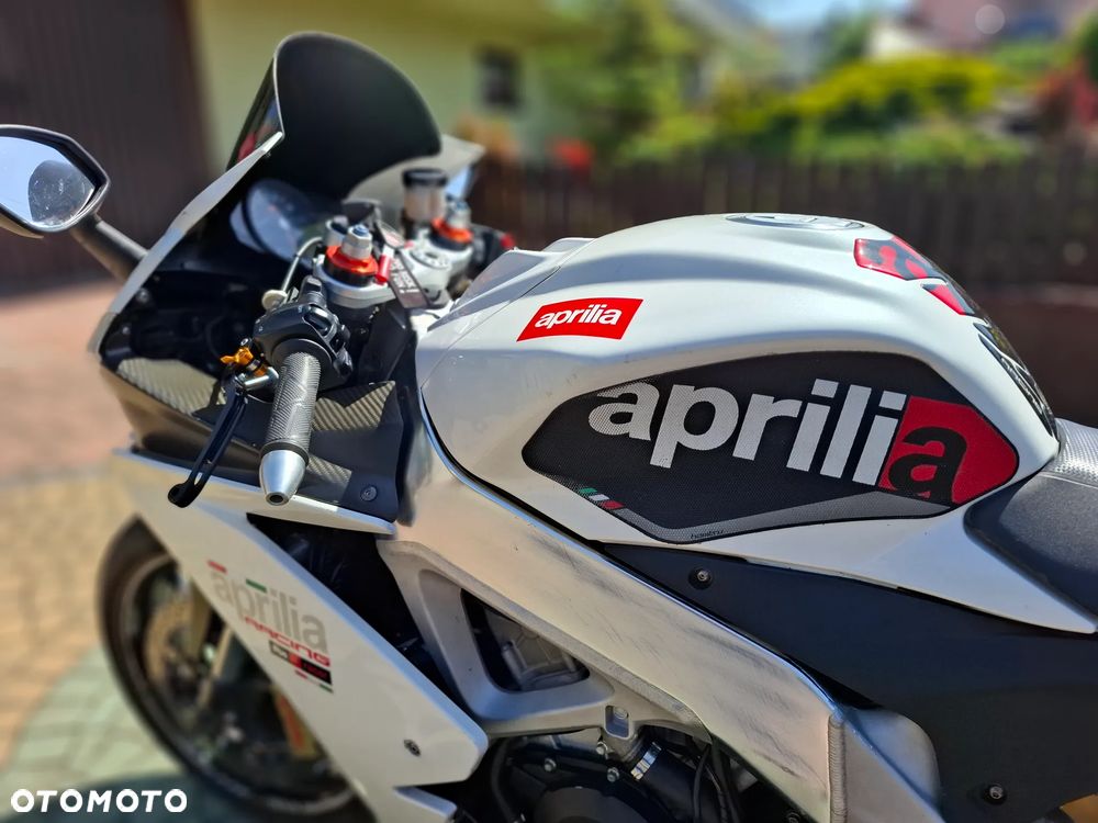 Aprilia RSV - 18