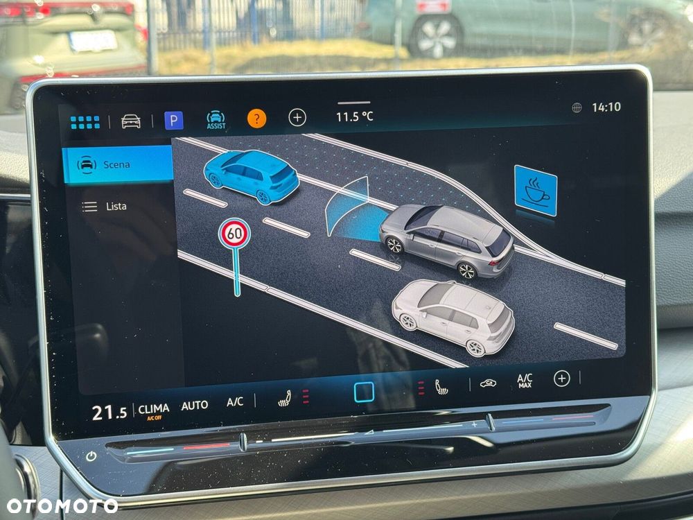 Volkswagen Golf - 22