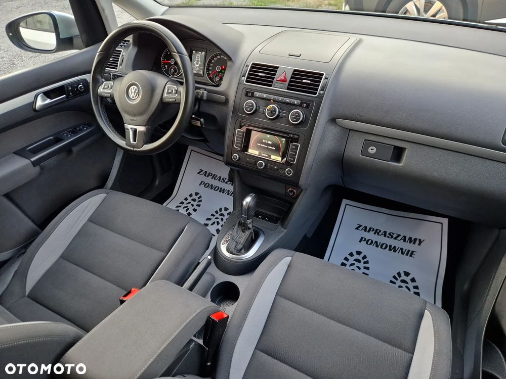 Volkswagen Touran 1.6 TDI DPF DSG Highline - 8