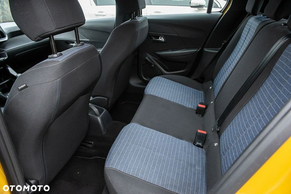 Peugeot 208 - 21