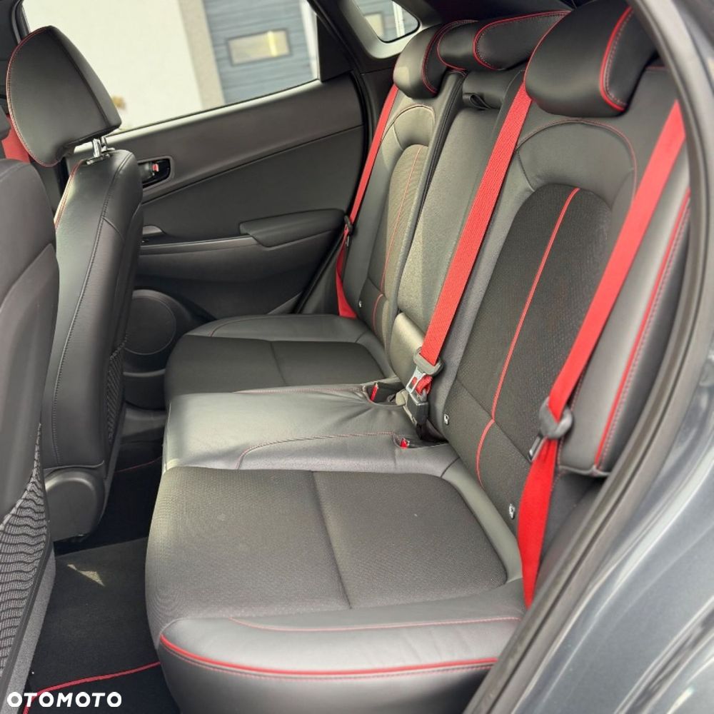Hyundai Kona 1.6 T-GDI DCT 4WD Unique - 23