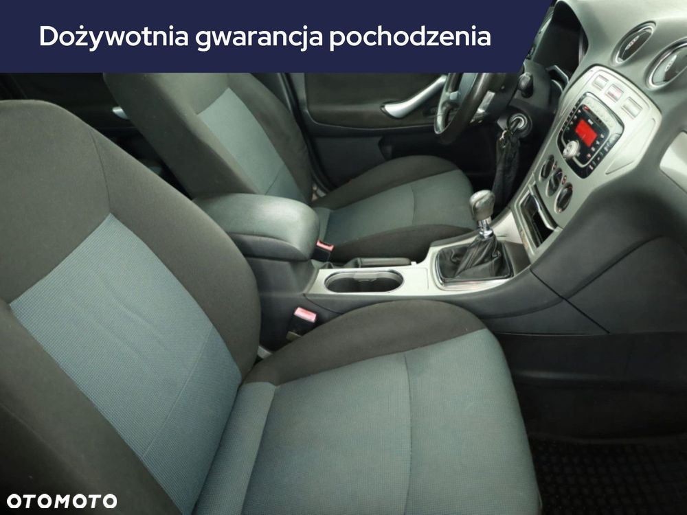 Ford Mondeo SW - 9