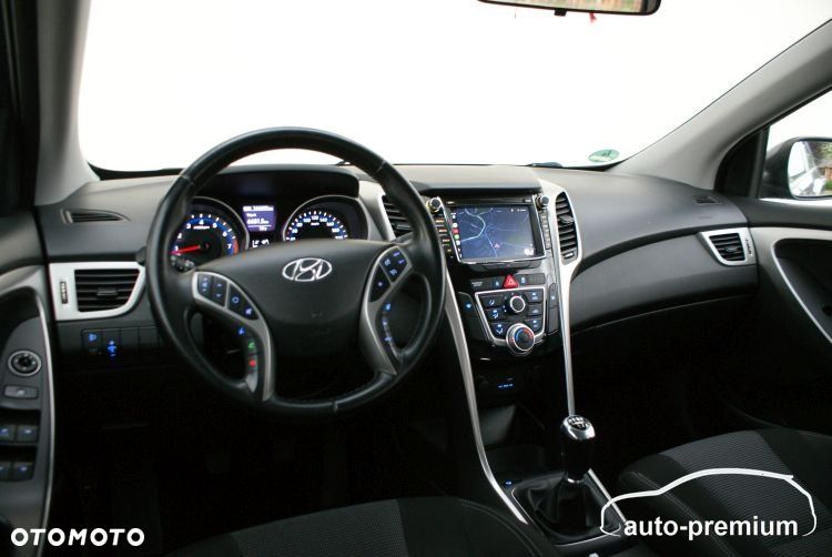 Hyundai i30 1.6 Premium - 8