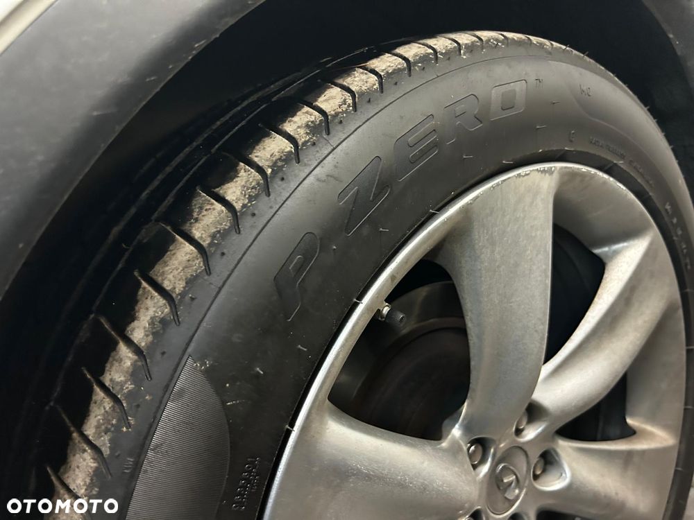 Infiniti FX FX30d GT Premium - 28