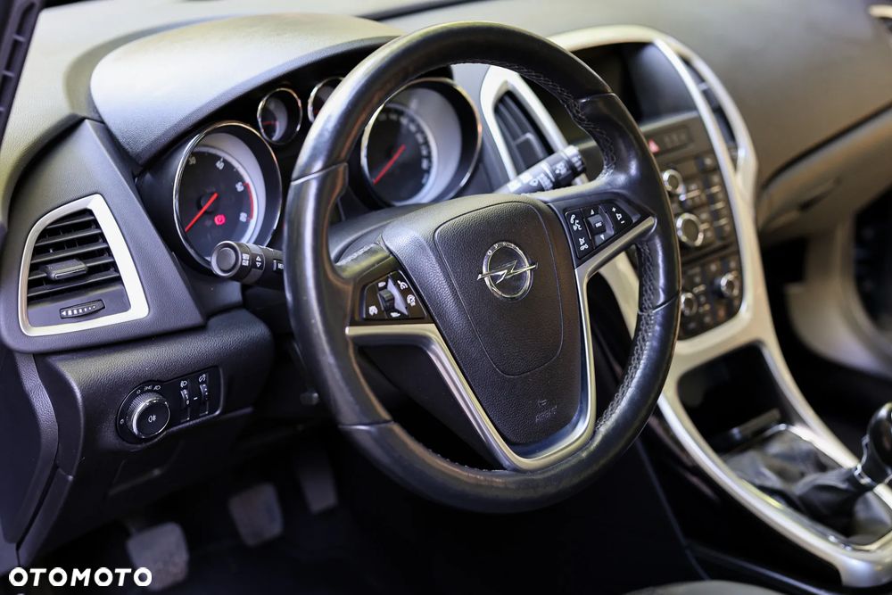 Opel Astra 2.0 CDTI Sport - 11