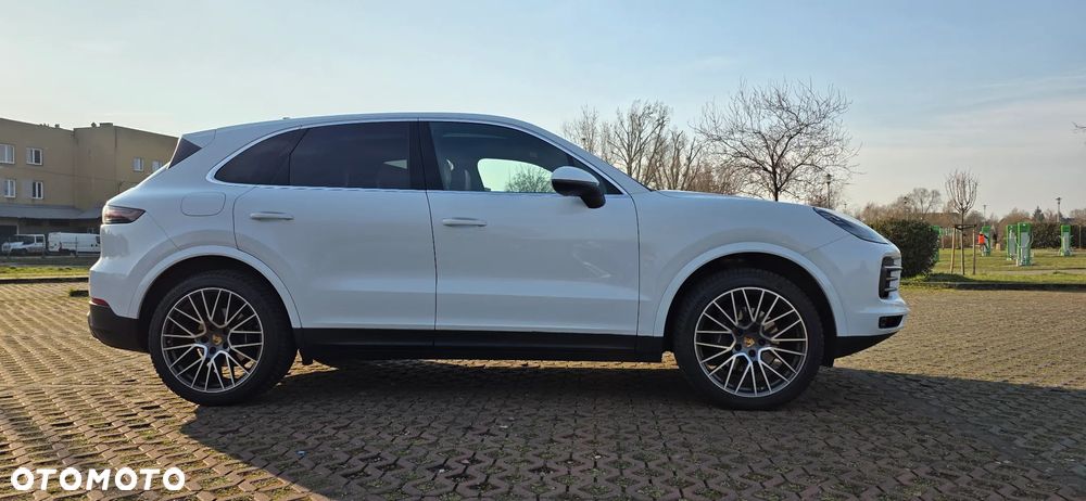 Porsche Cayenne Standard - 16
