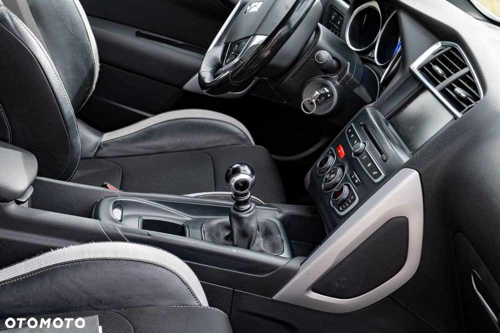 DS Automobiles DS 4 - 16
