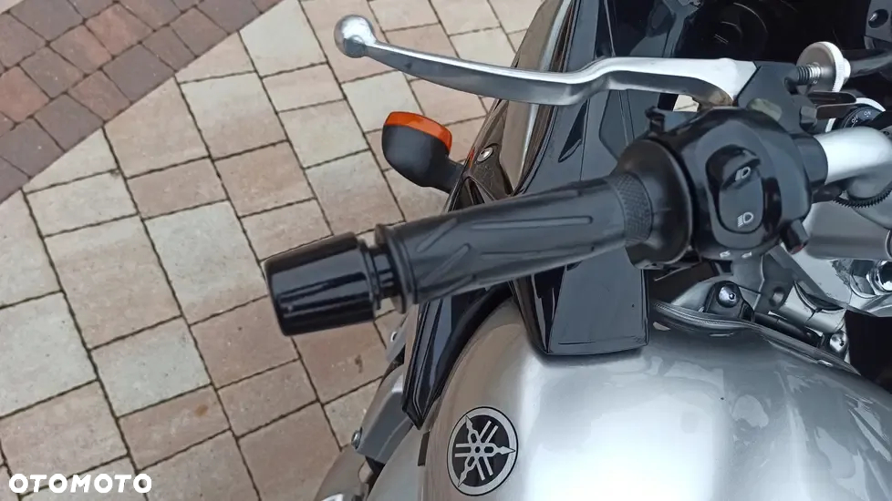 Yamaha FZ6 - 12