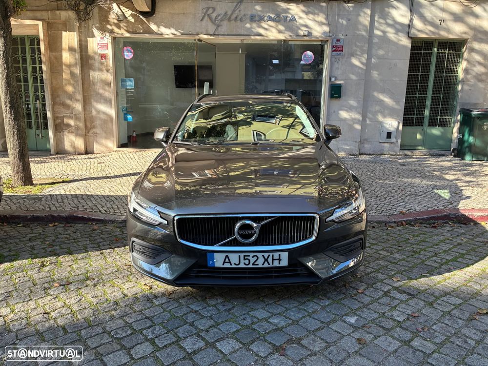Volvo V60 2.0 B4 Momentum Plus Geartronic - 4