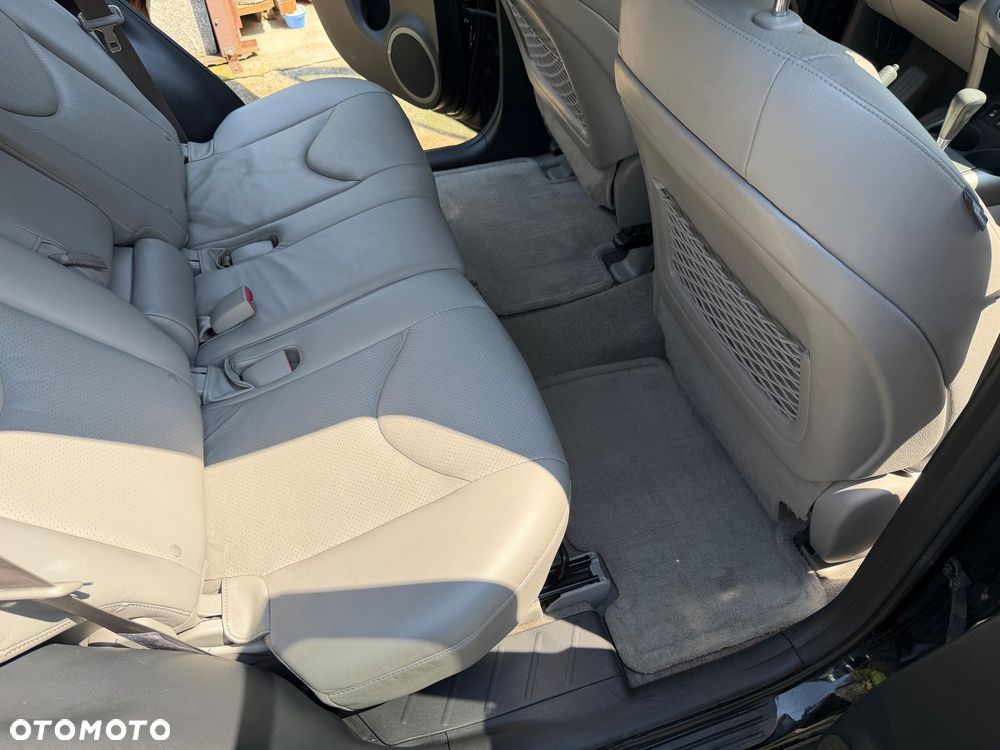 Toyota RAV4 - 17