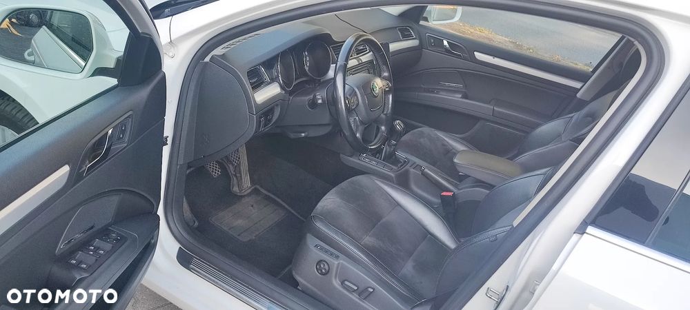 Skoda Superb 2.0 TDI Comfort 4x4 - 9
