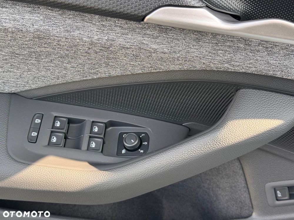 Skoda Superb 2.0 TDI SCR 4x4 Drive DSG - 12