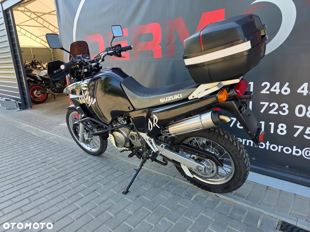 Suzuki DR - 6