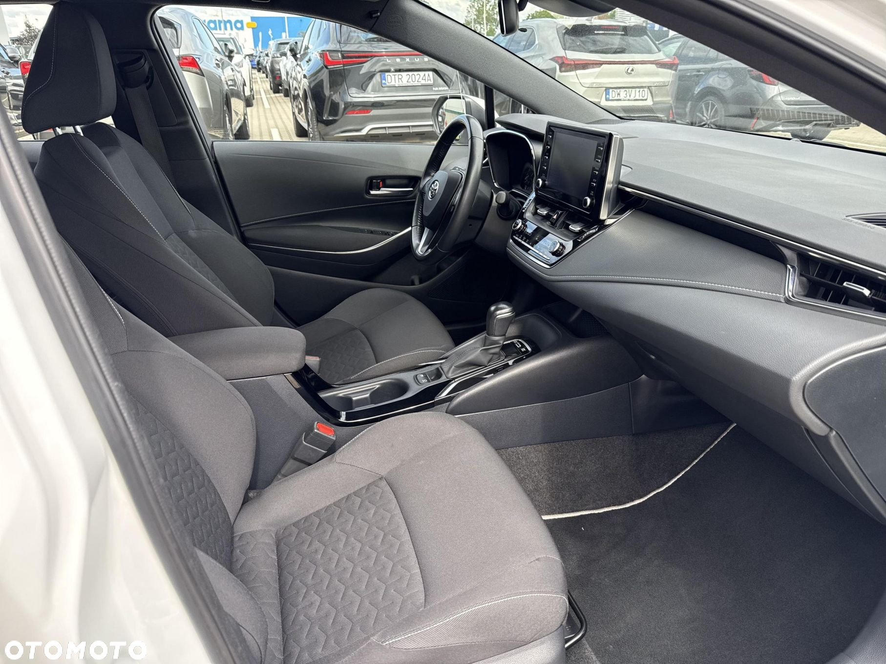 Toyota Corolla - 9